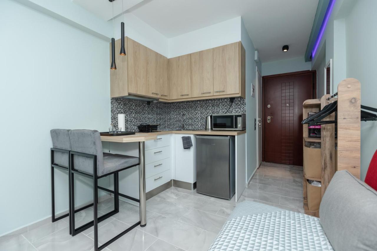 Ellmar - New & Modern Studio In The Center Халкида Экстерьер фото